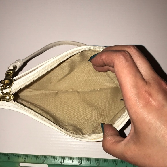 Coach Rainbow 🌈 signature Wristlet 🍒❤️ vintage - Picture 4 of 9